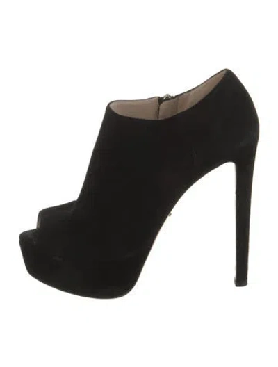 Pre-owned Prada Suede Cutout Accent Pumps In Black