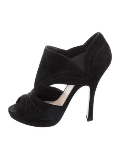 Pre-owned Prada Suede Cutout Accent Pumps In Black