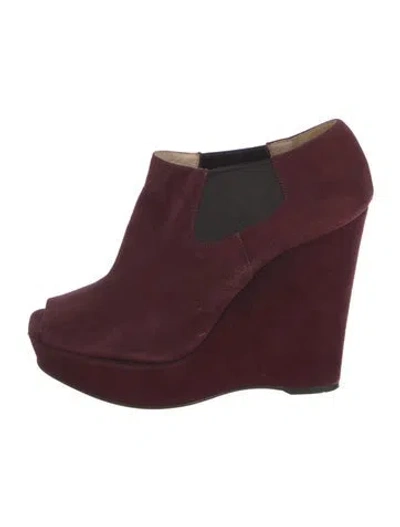 Pre-owned Prada Suede Cutout Accent Pumps In Burgundy