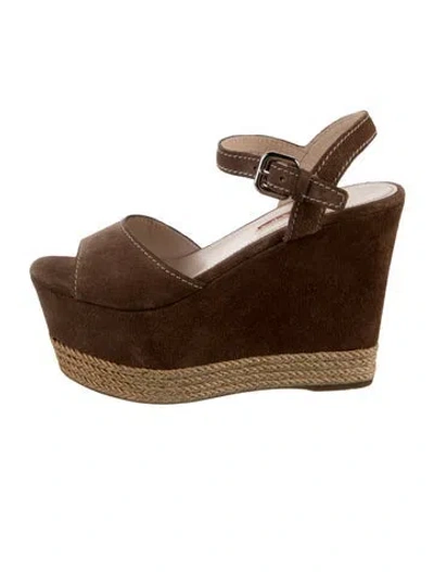 Pre-owned Prada Suede Espadrilles In Brown