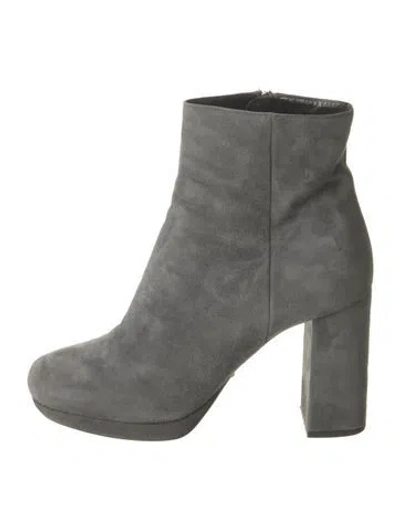 Pre-owned Prada Suede In Gray