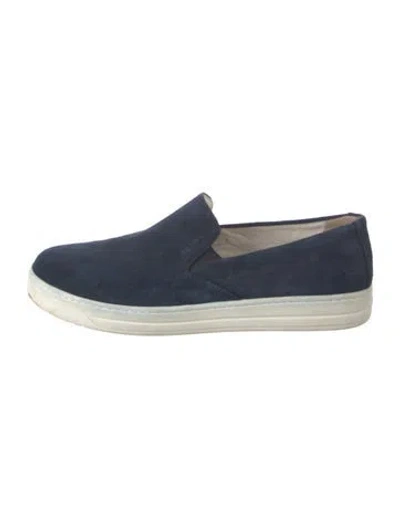 Pre-owned Prada Suede Loafers In Blue