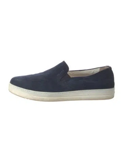 Pre-owned Prada Suede Loafers In Blue