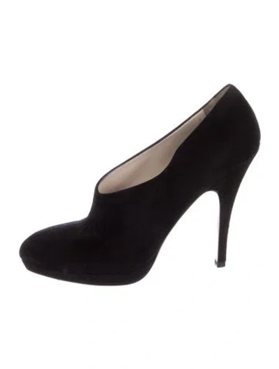 Pre-owned Prada Suede Pumps In Black