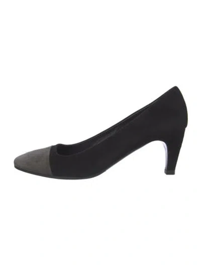 Pre-owned Prada Suede Pumps In Black