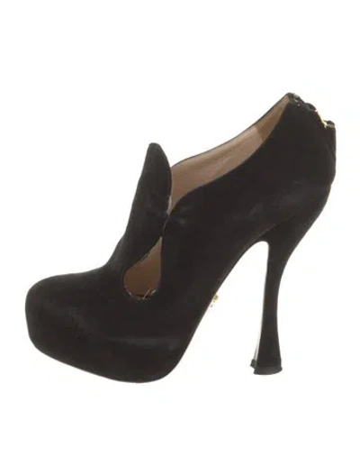 Pre-owned Prada Suede Pumps In Black