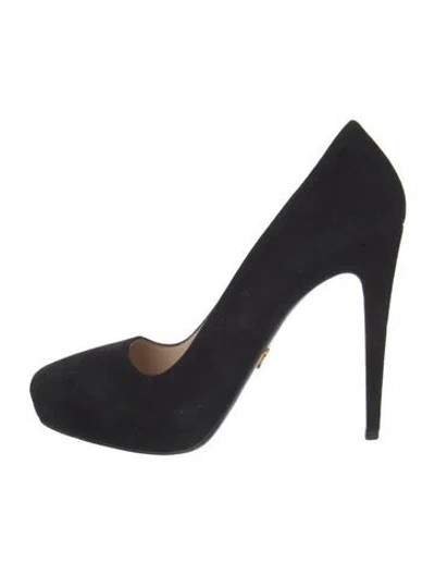 Pre-owned Prada Suede Pumps In Black