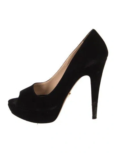 Pre-owned Prada Suede Pumps In Black