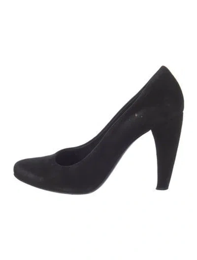 Pre-owned Prada Suede Pumps In Black