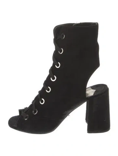 Pre-owned Prada Suede Pumps In Black