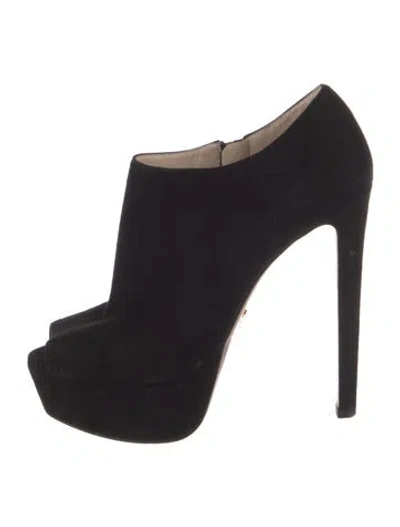 Pre-owned Prada Suede Pumps In Black