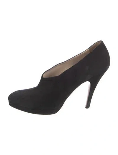 Pre-owned Prada Suede Pumps In Black