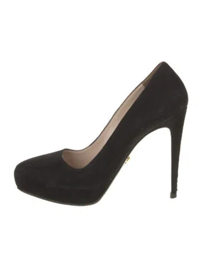Pre-owned Prada Suede Pumps In Black