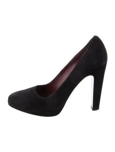 Pre-owned Prada Suede Pumps In Black