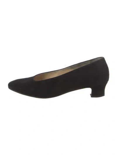 Pre-owned Prada Suede Pumps In Black