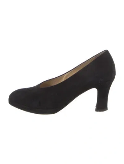 Pre-owned Prada Suede Pumps In Black