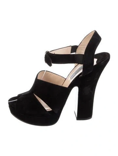 Pre-owned Prada Suede Pumps In Black