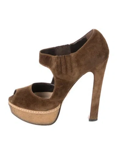 Pre-owned Prada Suede Pumps In Brown