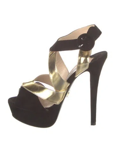 Pre-owned Prada Suede Pumps In Brown