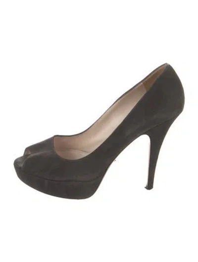 Pre-owned Prada Suede Pumps In Gray