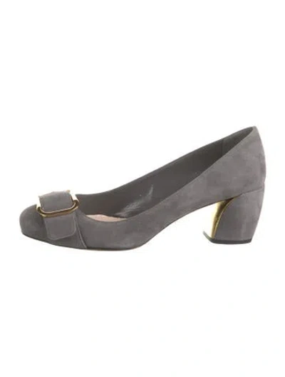 Pre-owned Prada Suede Pumps In Grey