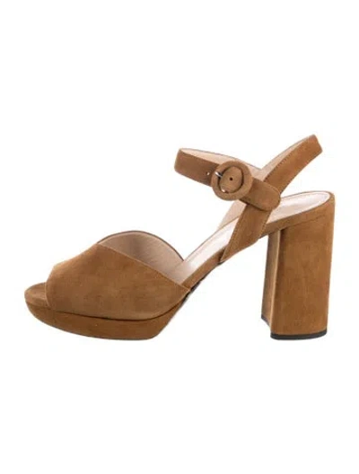 Pre-owned Prada Suede Pumps In Neutral