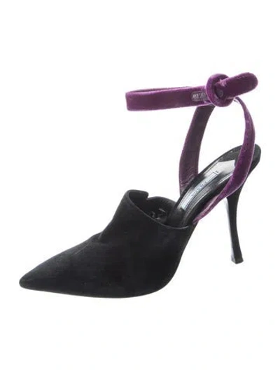 Pre-owned Prada Suede Pumps In Purple