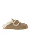 Prada Slipper Aus Wildleder Und Lammfell In Neutral