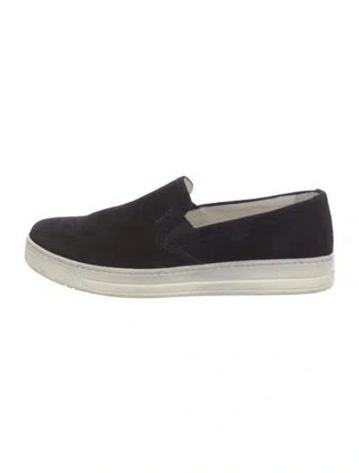Pre-owned Prada Suede Sneakers In Black