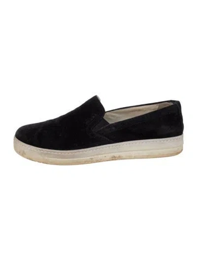Pre-owned Prada Suede Sneakers In Black