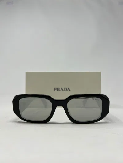 Pre-owned Prada Sunglasses 0pr 17wsf Rectangle Light Grey Mirror Silver For Women In Gray