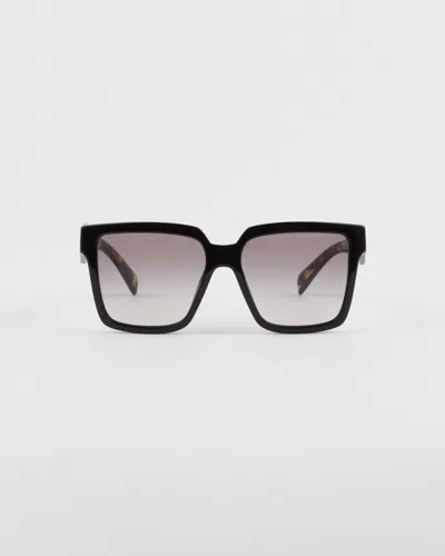PRADA SUNGLASSES WITH PRADA LOGO