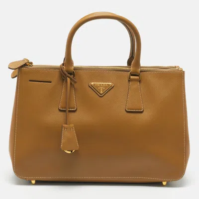 Pre-owned Prada Tan Saffiano Lux O Leather Double Zip Tote In Brown