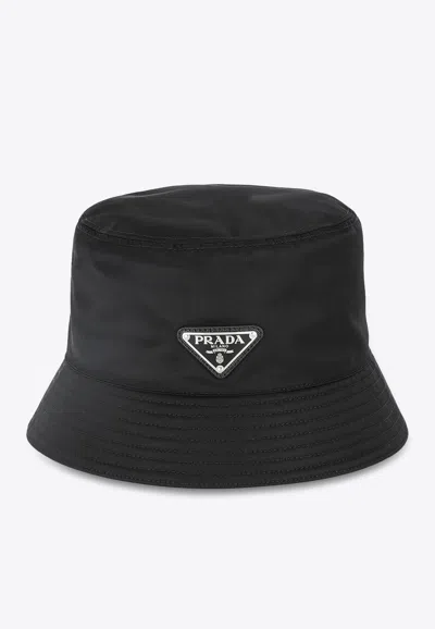 Prada Triangle Logo Bucket Hat In Black