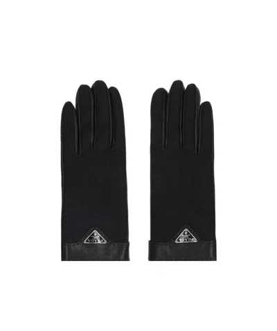 Prada Triangle Logo Gloves In Black