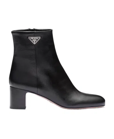 PRADA PRADA LOGO PLAQUE ROUNDED TOE BOOTS