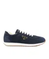 Prada Sneaker Aus Drillich Und Wildleder In Blue