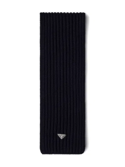 Prada Schal Mit Triangel-logo In Black