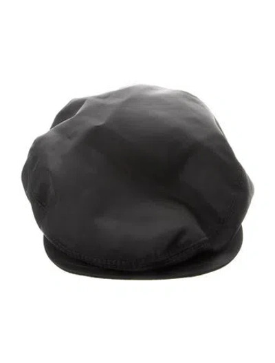Pre-owned Prada Triangle-plaque Re-nylon Beret Hat In Black