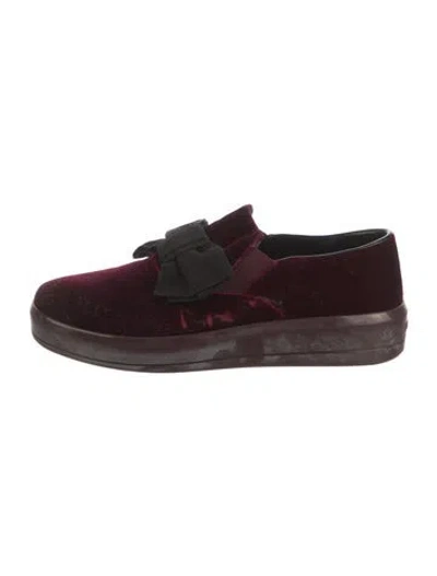 Pre-owned Prada Velvet Bow Accents Sneakers In Burgundy