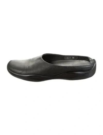 Pre-owned Prada Vintage 2000's Mules In Black