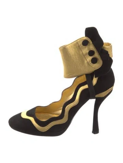 Pre-owned Prada Vintage 2008 Pumps In Multi