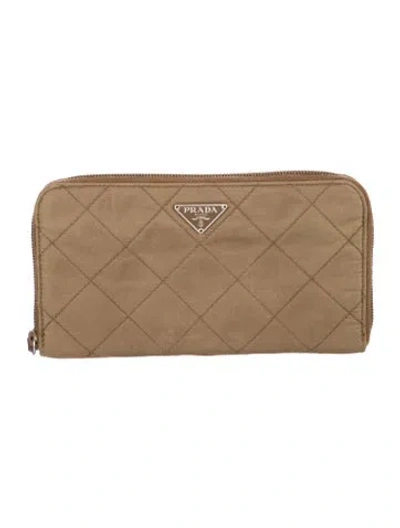 Pre-owned Prada Vintage Continental Wallet In Green