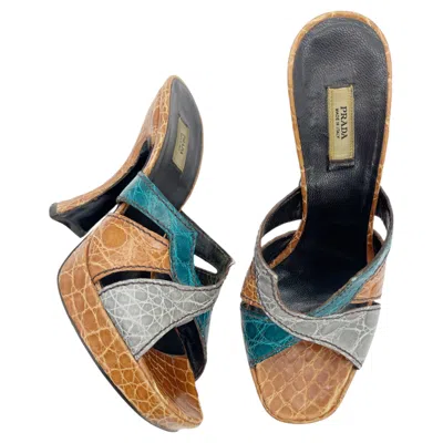 Pre-owned Prada Vintage Fall 2004 Runway Multicolor Alligator Leather Platform Mules It 35 In Gray