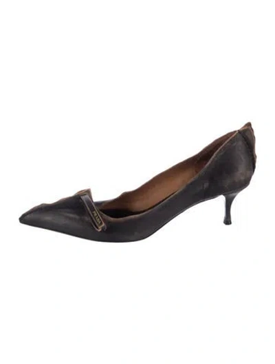 Pre-owned Prada Vintage Leather Pumps In Black/brown