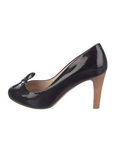 Pre-owned Prada Vintage Patent Leather Pumps In Black