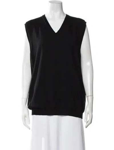 Pre-owned Prada V-neck Sleeveless Sweater Vest In Black