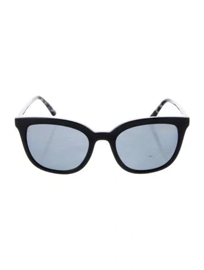 Pre-owned Prada Wayfarer Tinted Sunglasses In Black
