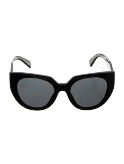 Pre-owned Prada Wayfarer Tinted Sunglasses In Black