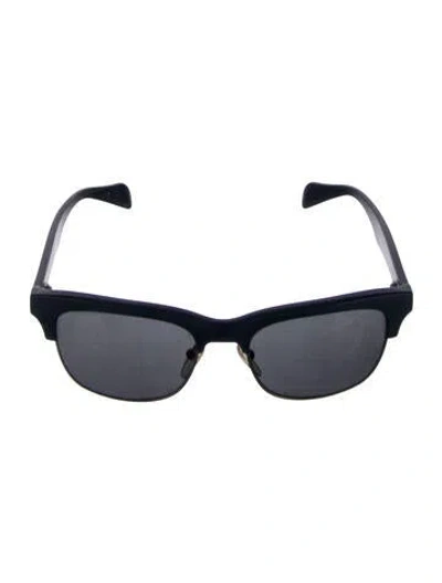 Pre-owned Prada Wayfarer Tinted Sunglasses In Black